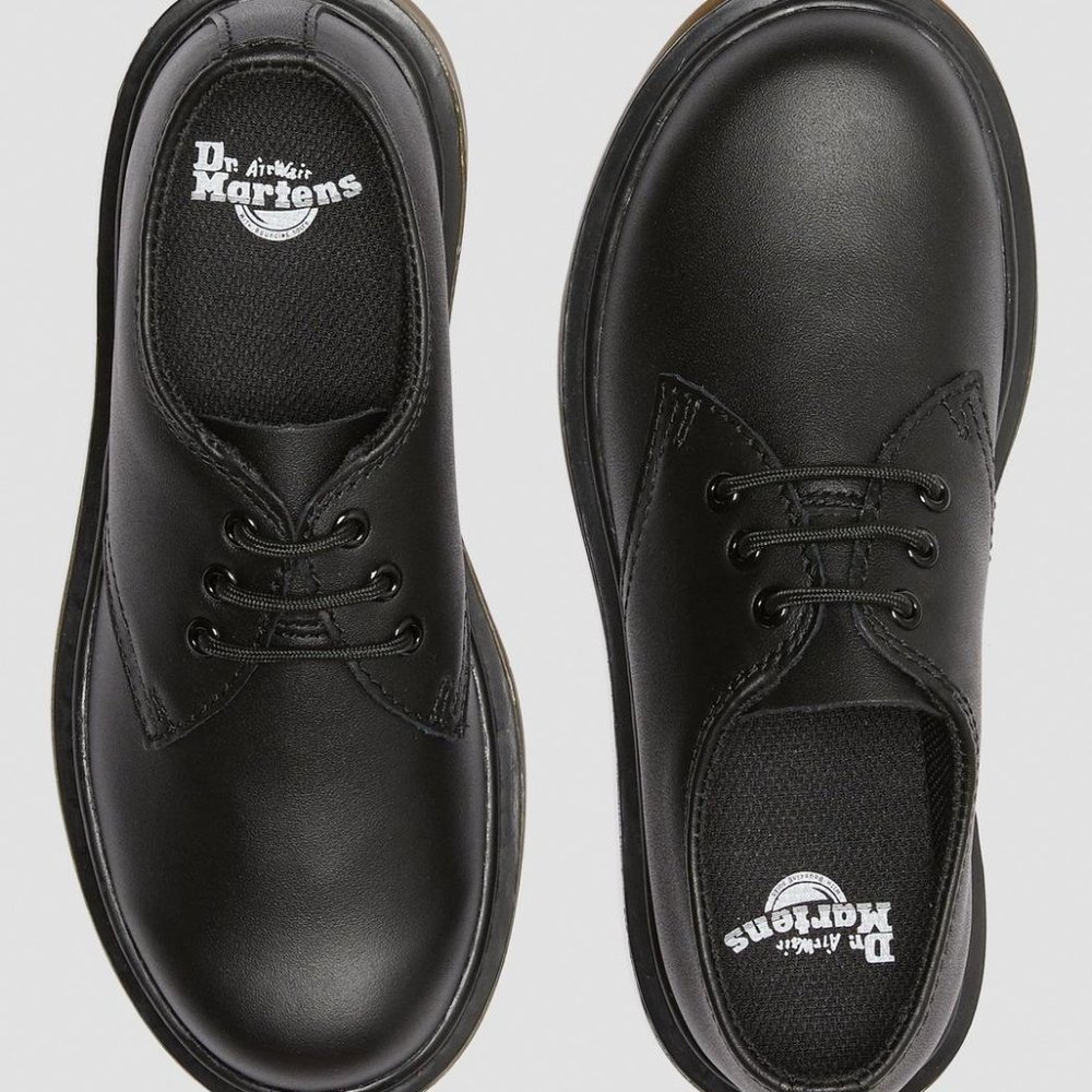 Dr. Martens Everley Lace Shoe (Little Kid)